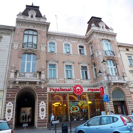 Exclusive Apartment On Shevchenko Avenue 10 Львов Экстерьер фото